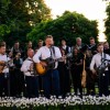 zaigrajmo-in-zapojmo-pod-kostanji