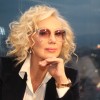 Lepa Brena - Lepa Brena se je uradno upokojila.