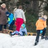zimske-radosti, sankanje, otroci, zimski-sport