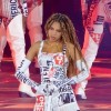 Samozavestna, zbrana in že povsem doma pred objektivi – Blue Ivy danes ni več le spremljevalka, ampak obraz nove generacije.