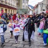 Pustno povorko so spremljale tudi najmlaše maske (Medium).jpg