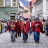 Pisana povorka ob prihodu na pustno rajanje (Medium).jpg