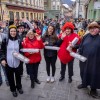 Vsi kandidati akcije so se po izzivu posladkali s sladkimi krofi (Medium).jpg