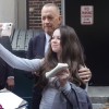 Tom Hanks sredi Manhattna ni skrival dobre volje. Ko je opazil navdušene obraze, se je takoj ustavil in z značilnim humorjem nagovoril mimoidoče.