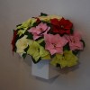 skupina-rozice, papirnate-roze, pomurski-muzej, cvetoca-tradicija