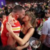 Travis Kelce, Taylor Swift