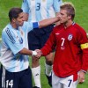 Diego Simenone in David Beckham na SP 2002