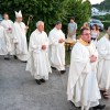 procesija-z-luckami, grad, romarji, velka-mesa
