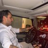 Darko Lazić je precej "divji" voznik ... Čeprav je s števca vidno, da v tem primeru ne divja, ampak le pozira.