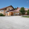 knjiznica-dvor