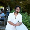Ali R Taha je vsestranski ustvarjalec, ki se izraža skozi glasbo, film in humor