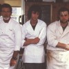 Antonio Banderas, Dominic Sessa in Leo Woodall v filmu Tony