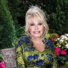 Skrivno zdravljenje in vojna za zapuščino Dolly Parton