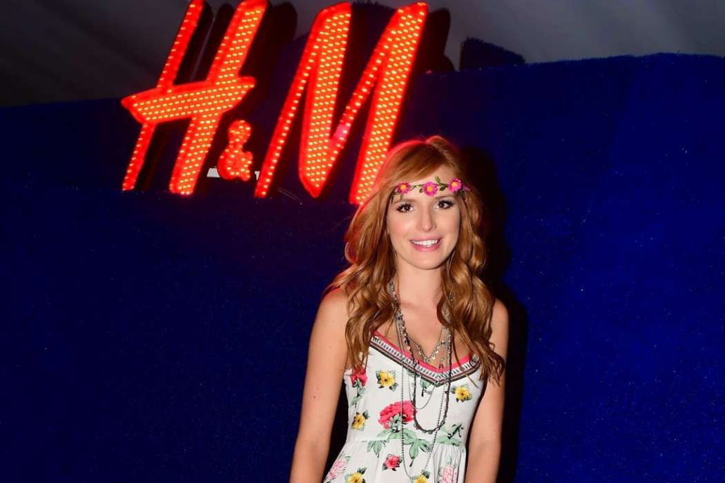 Bella-Thorne-HM-Loves-Coachella-Party-03