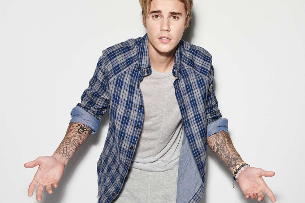 Justin-Bieber-Roast-Photoshoot-campaign