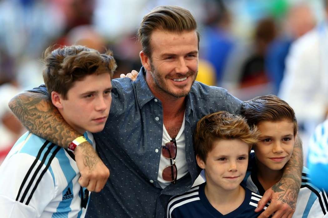 Družina Beckham, fantje