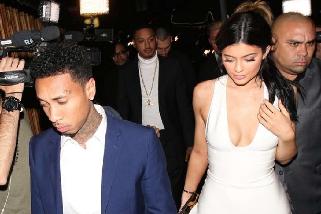 Kylie-Jenner-is-back-with-her-boyfriend-Tyga-after-a-short-break-up-during-his-birthday