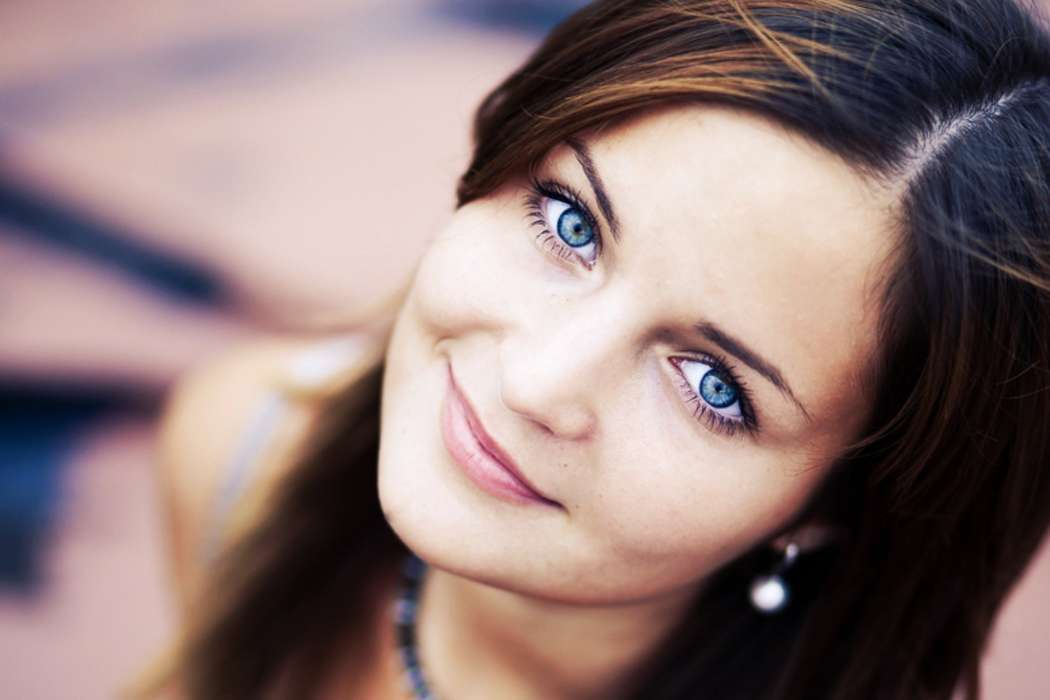 beautiful-blue-eyes-girls-desktop-wallpapers-of-high-resolution1