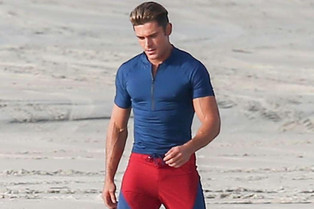 zac-efron-alexandra-daddario-baywatch-beach-set-20