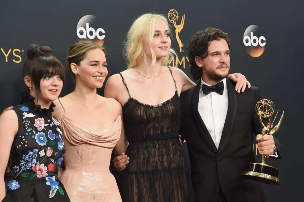 Game-Thrones-Cast-Emmys-2016