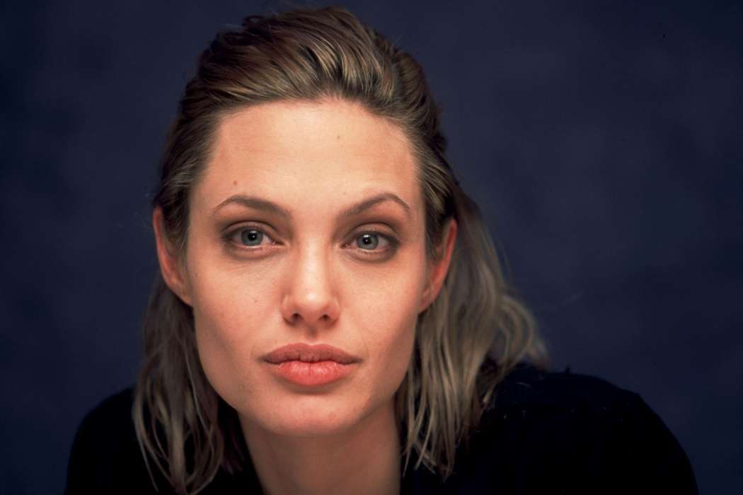 angelina jolie