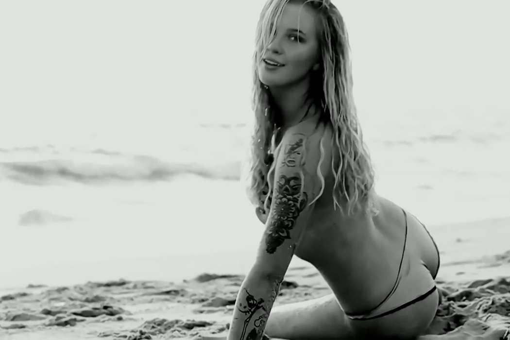 Ireland Baldwin