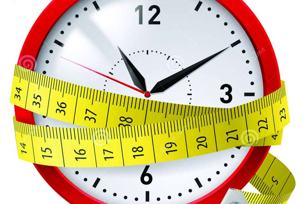 diet-time-limit-clock-measuring-tape-as-concept-36035421[1]