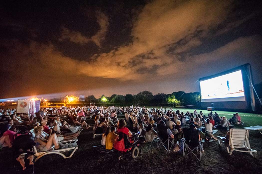 PIKNIK KINO na plaži San Simon v Izoli