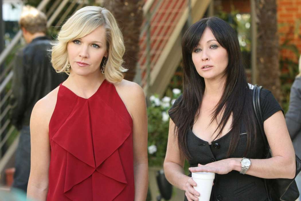 Jennie Garth in Shannen Doherty