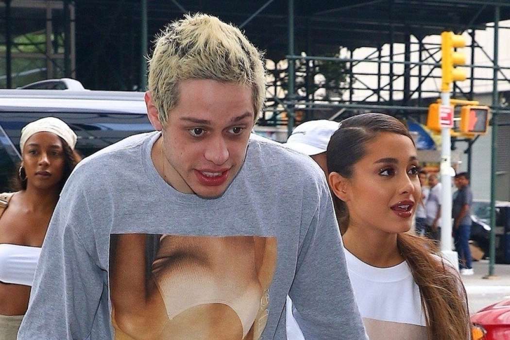 Pete Davidson in Ariana Grande