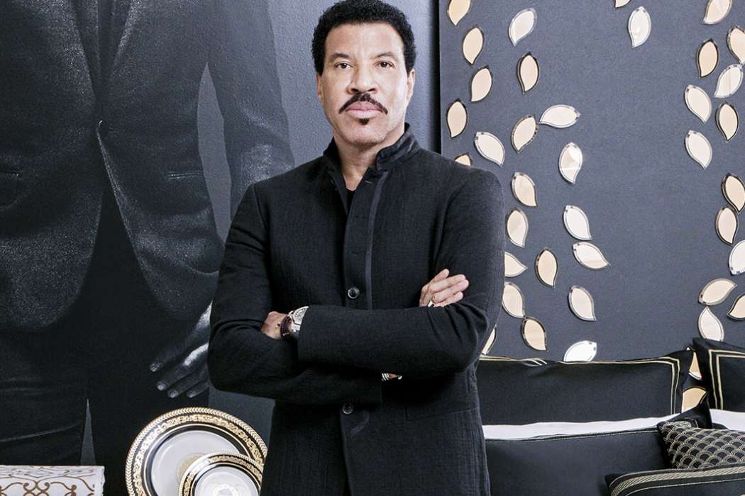 1525093006-lionel-richie-home_launch3