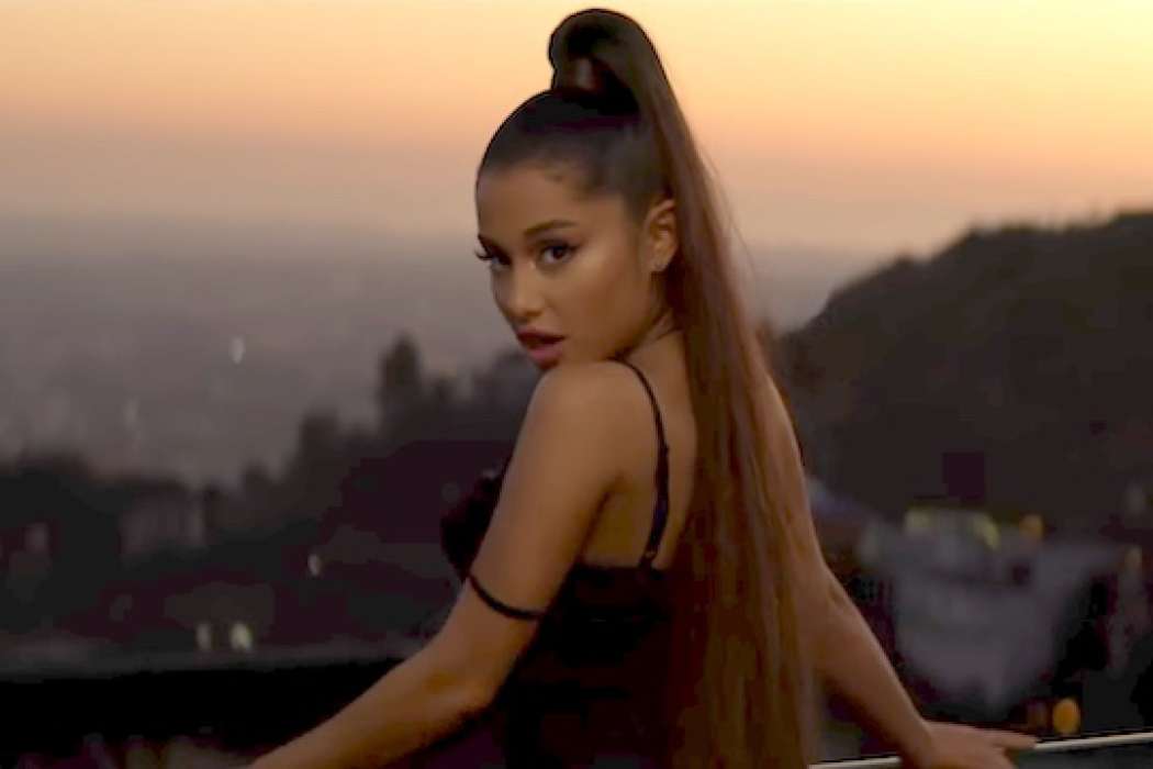 ARIANA GRANDE-BREAK UP WITH YOUR GIRLFRIEND_ I M BORED