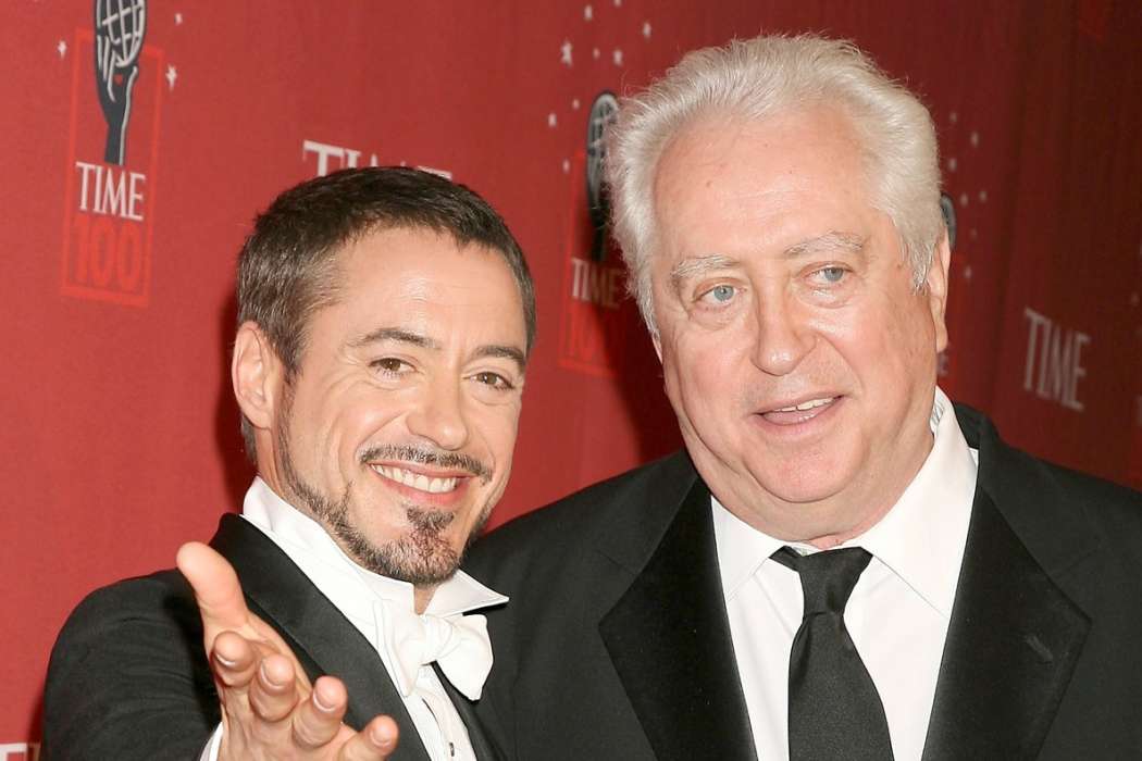 Robert Downey Jr. in Robert Downey Sr
