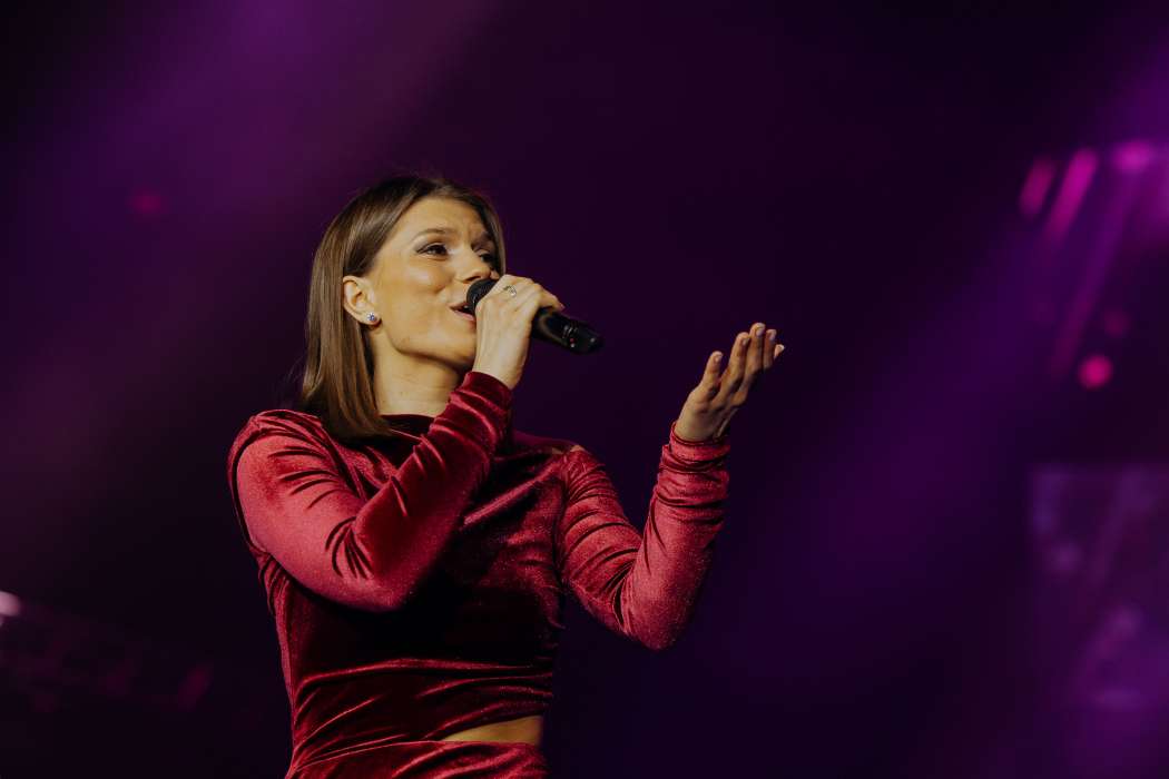 Nika Svetlin, Aktualov 17