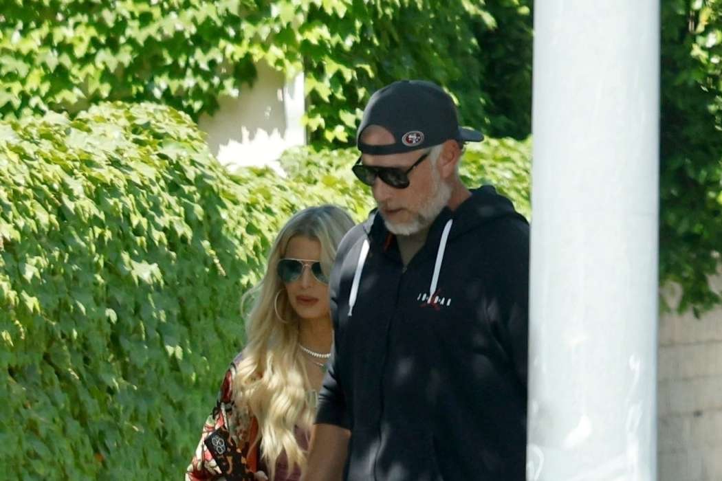 ,Jessica Simpson, Eric Johnson