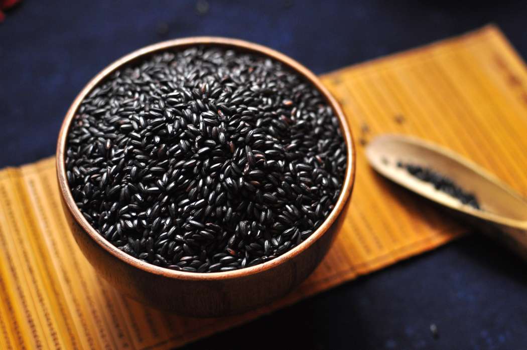 črni riž