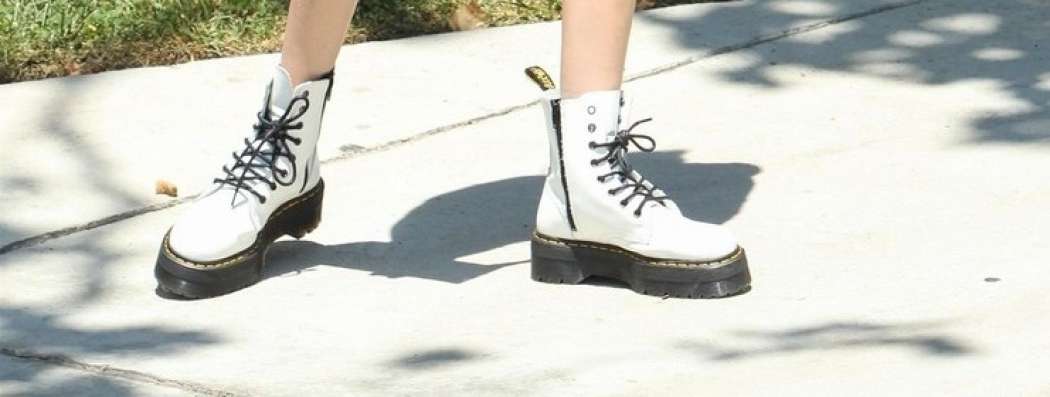 belo škornji