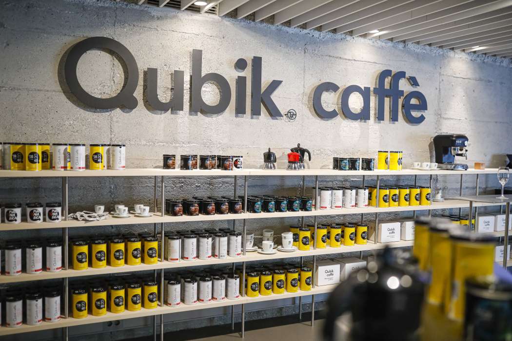 Qubik Caffe_prodajni salon
