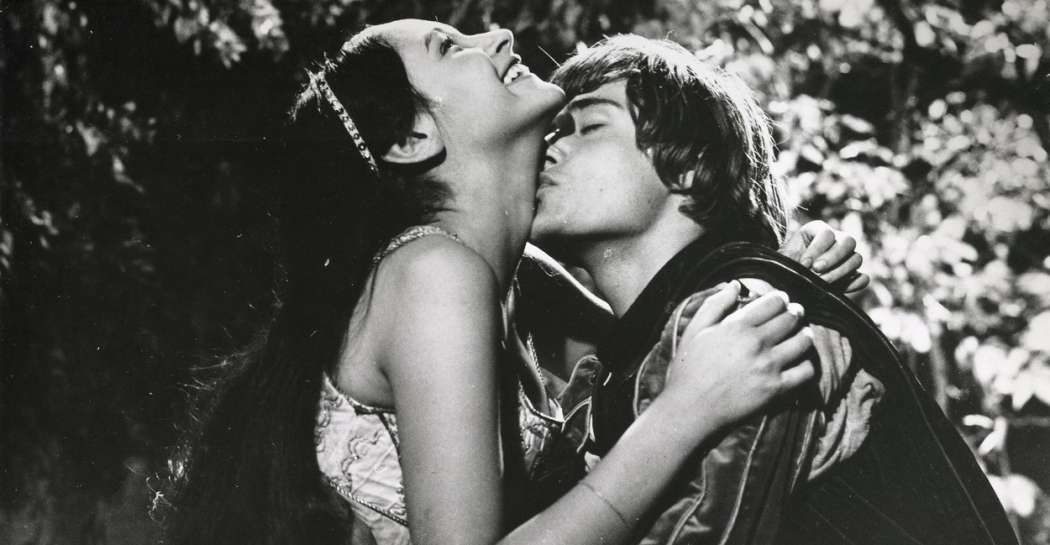 Leonard Whiting in Olivia Hussey