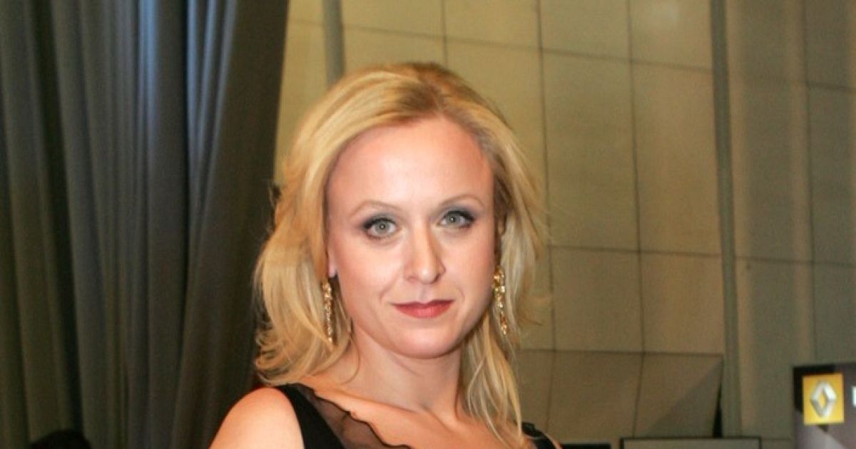 Serial Und Ina Nekdanja voditeljica Pop Ina danes kriva za zaplete v seriji Skrito v ...