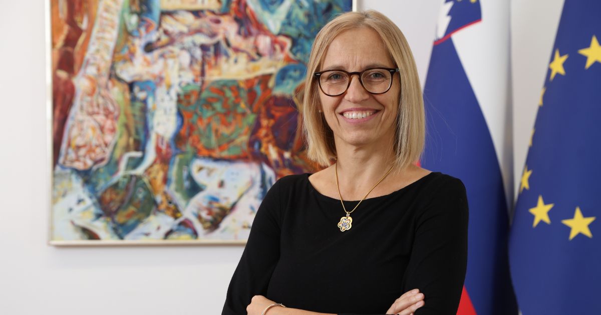 Res Rupel Dr. Valentina Prevolnik Rupel: Res je tisto, kar kažejo podatki! – Reporter