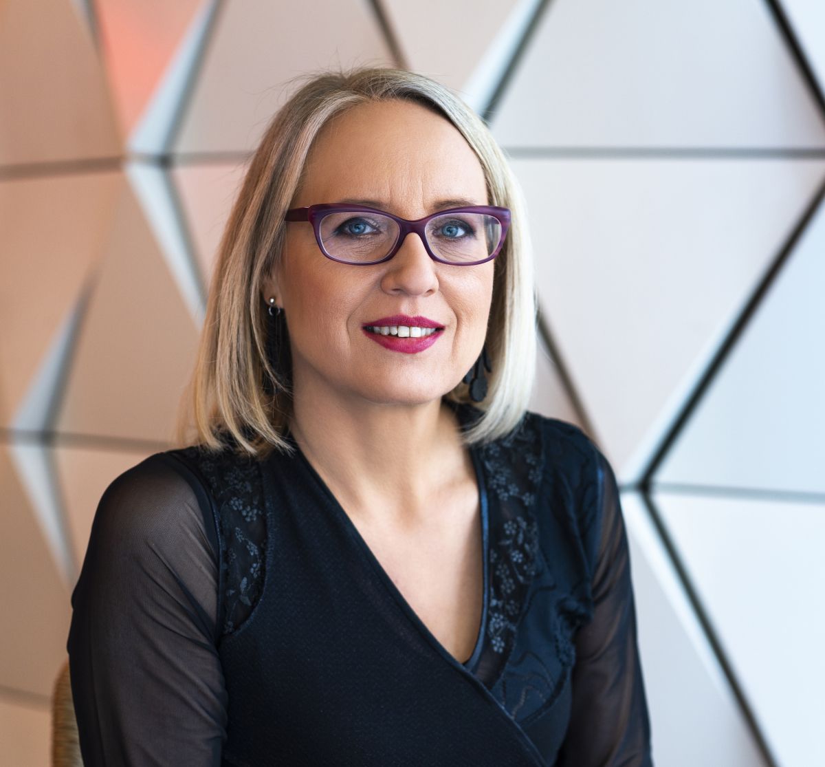 Prekmurka Bo Vodila Televizijo Slovenija Vestnik si Prekmurka Bo Vodila Televizijo Slovenija Vestnik si