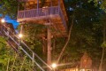 Hiša na drevesu v Garden Village Resortu Bled