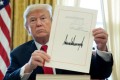 Donald Trump in njegov podpis