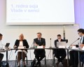 vlada v senci.jpg