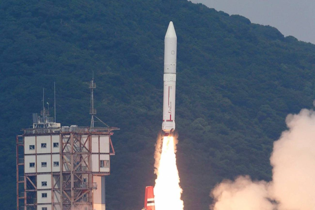 2013-09-14T061018Z_1364087879_GM1E99E137Z01_RTRMADP_3_JAPAN-ROCKET-LAUNCH.JPG