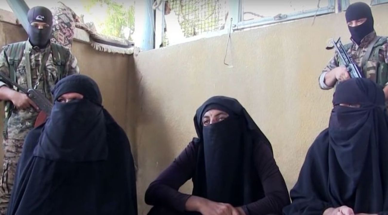 Burka, Islamska država.jpg