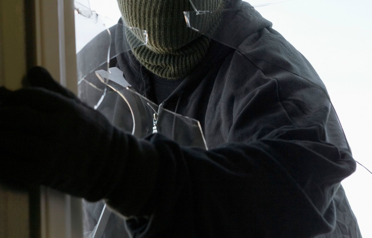 Vlomilec ni iz lokala ukradel ničesar.