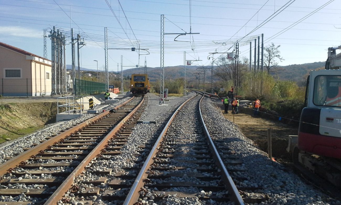 Izvlečni tir, železniška proga Koper-Divača.jpg