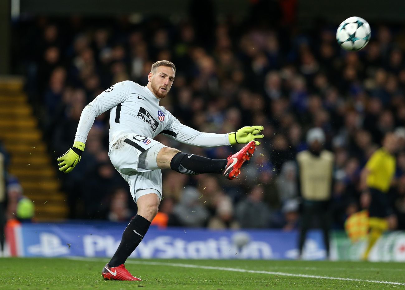 jan oblak atletico.jpg